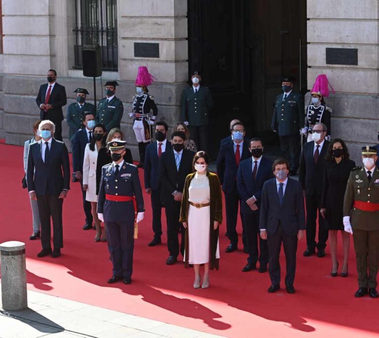 El PSOE denuncia a Ayuso ante la Junta Electoral por hacer un uso partidista del 2 de mayo