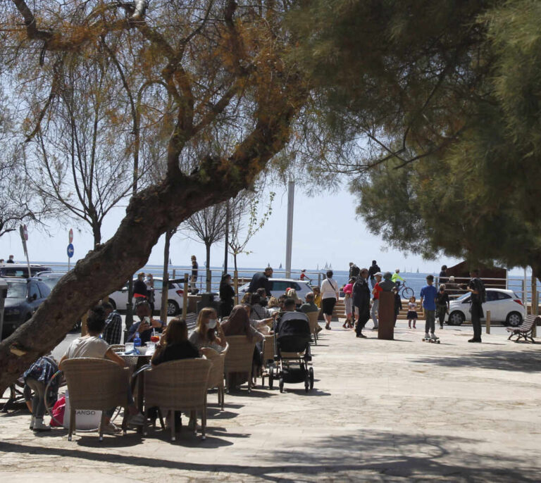 Baleares levantará el toque de queda el domingo y permitirá reuniones de hasta 15 personas en exteriores