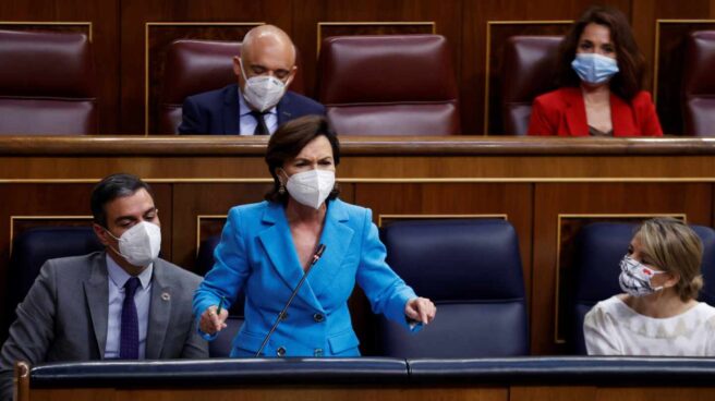 La vicepresidenta primera del Gobierno, Carmen Calvo, en el Congreso