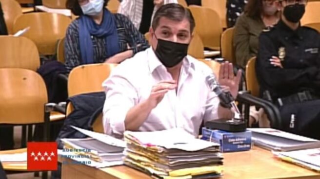 César Román Viruete, conocido como el Rey del Cachopo, declara en la Audiencia Provincial de Madrid.