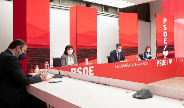 Imagen de la última permanente socialista en Ferraz, el pasado día 17