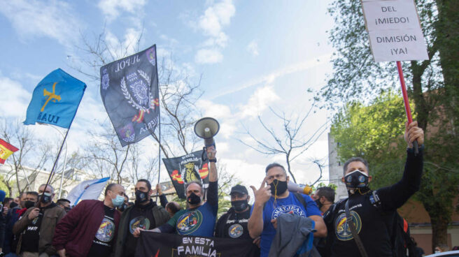 Concentración en apoyo al líder de Jupol celebrada el pasado 14 de abril por los expedientes abiertos por la Policía.