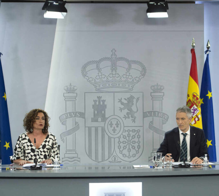 El Gobierno evita señalar a Marruecos por la avalancha de migrantes a Ceuta