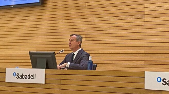 César González-Bueno, consejero delegado de Sabadell, en la presentación del plan estratégico César González-Bueno, consejero delegado de Sabadell, en la presentación del plan estratégico