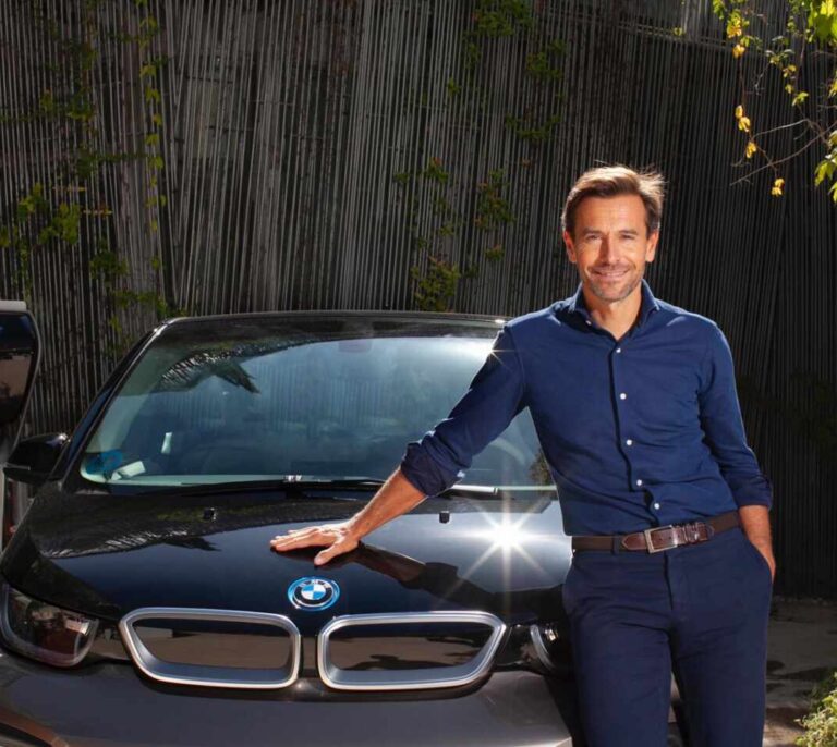 "La automoción tiene que ser una de las palancas de la recuperación de este país"