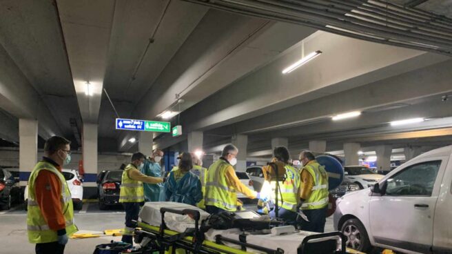 Muere un joven en Madrid en las celebraciones del Atlético. Muere un joven en Madrid en las celebraciones del Atlético.