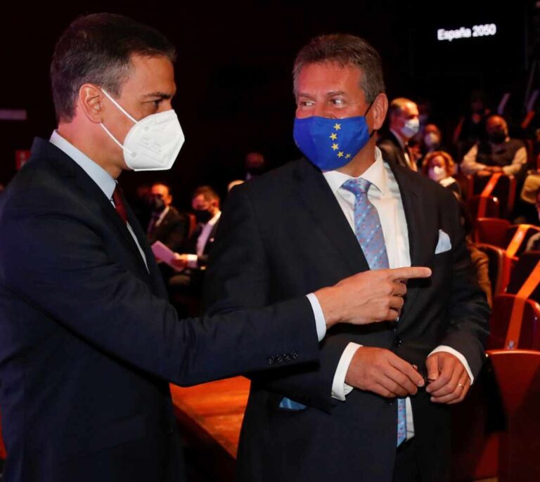 El plan de Sánchez quiere eliminar la brecha salarial de género de aquí a 2050