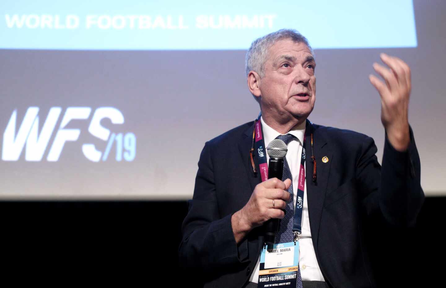 El ex presidente de la Federación Española de Fútbol (RFEF) Ángel María Villar, durante una ponencia.