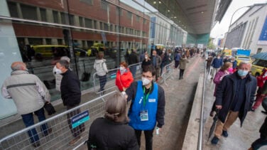 Madrid vacunará a partir del próximo lunes a la población de 50 a 55 años