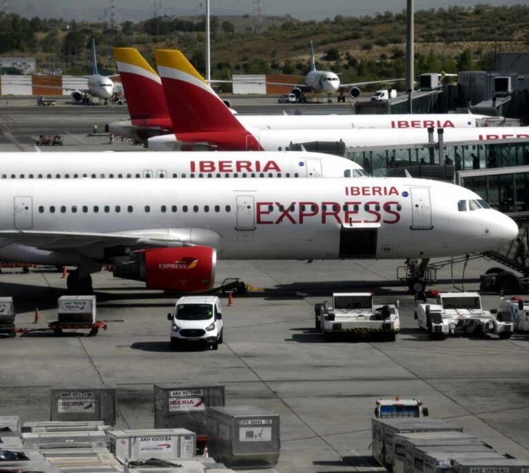 Iberia Express cancela cinco vuelos en su segundo día de huelga