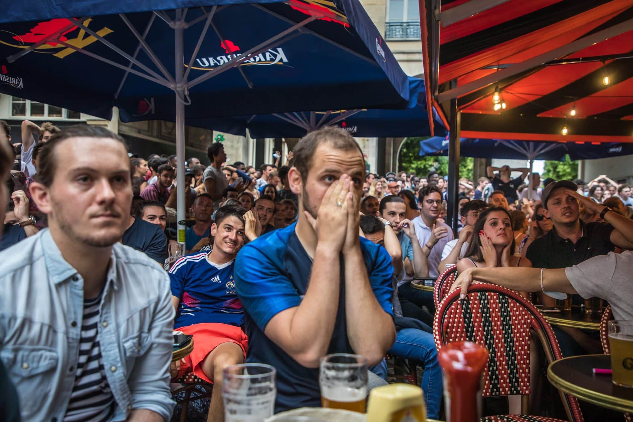 Seis franceses confunden Budapest y Bucarest y se pierden el Hungría-Francia