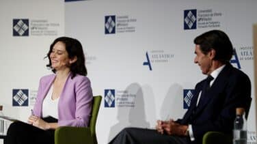 Ayuso, ante Aznar: "Si pretenden que me quede callada, lo llevan claro"