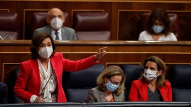 Carmen Calvo, a Vox: "El fascismo lleva 200 años repartiendo carnés de nación"