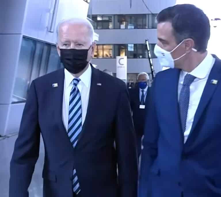 Así fue la "fructífera" charla entre Sánchez y Biden sobre Afganistán