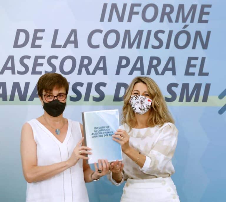 Los expertos recomiendan a Trabajo que suba el salario mínimo al menos hasta los 1.011 euros de aquí a 2023