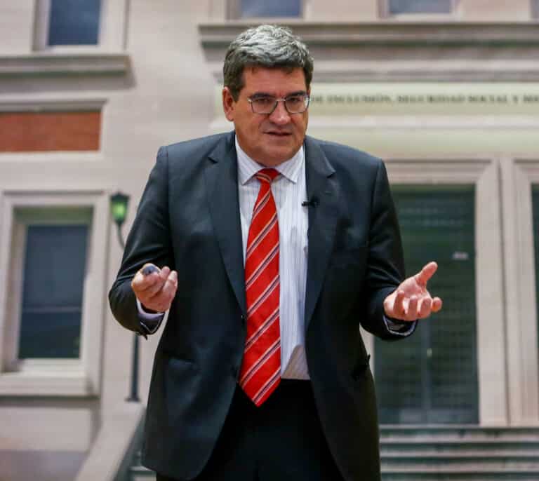 La restricción a la jubilación forzosa de Escrivá afectará a un millón de trabajadores