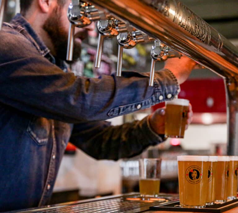 La producción y el consumo de cerveza registran una caída histórica del 12% en España