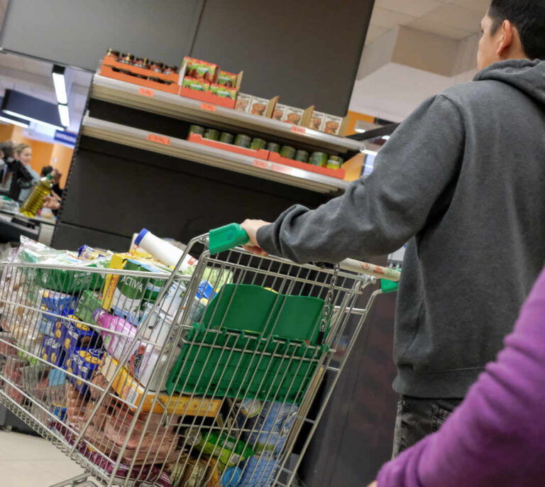La inflación pisa el freno en septiembre tras tocar máximos de 38 años y se queda en el 9%