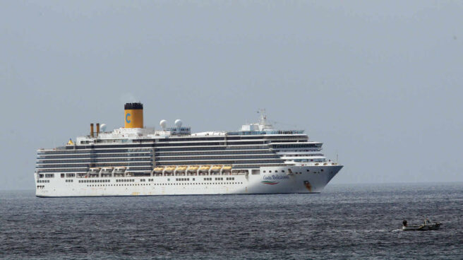 Imagen de un crucero. Imagen de un crucero.