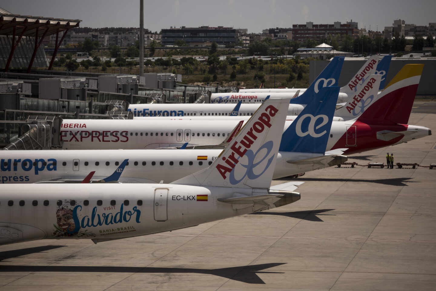 Varios aviones de Air Europa en la terminal T4 del Aeropuerto Adolfo Suárez Madrid-Barajas.