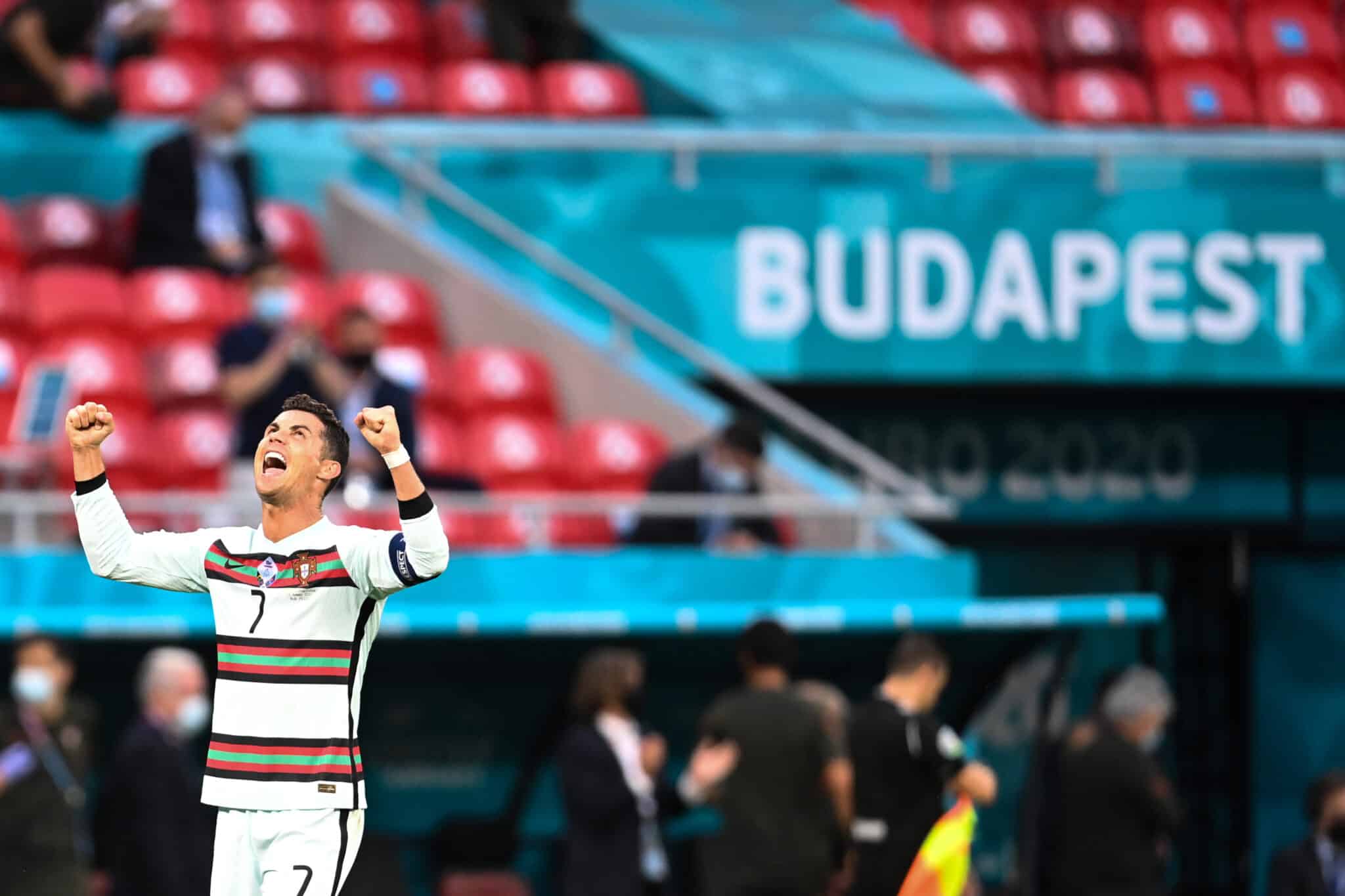 Cristiano Ronaldo celebra un gol durante la Eurocopa frente a Hungría