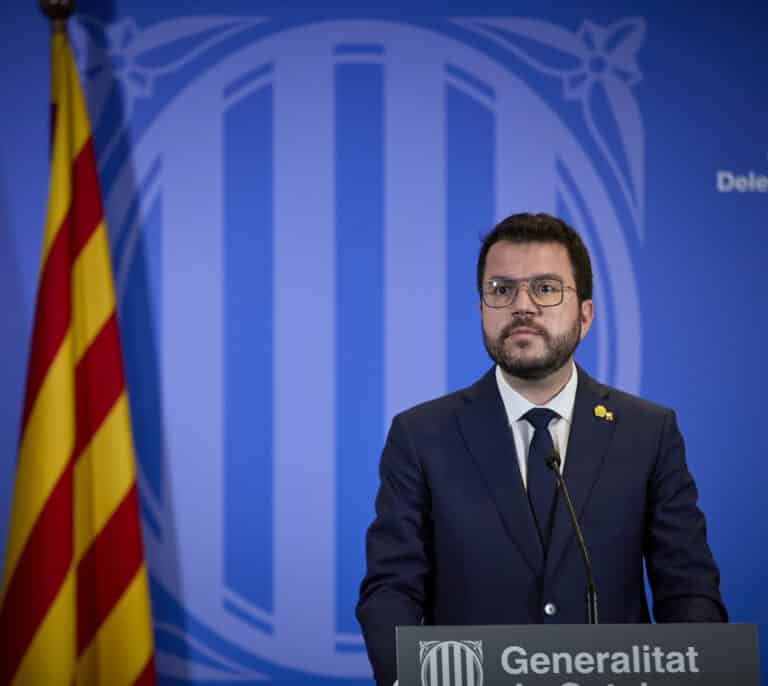 Aragonès anuncia la apertura al 100% de la cultura, el deporte y los bares desde el viernes
