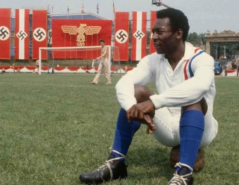 Fútbol y cine: 10 grandes películas del deporte rey