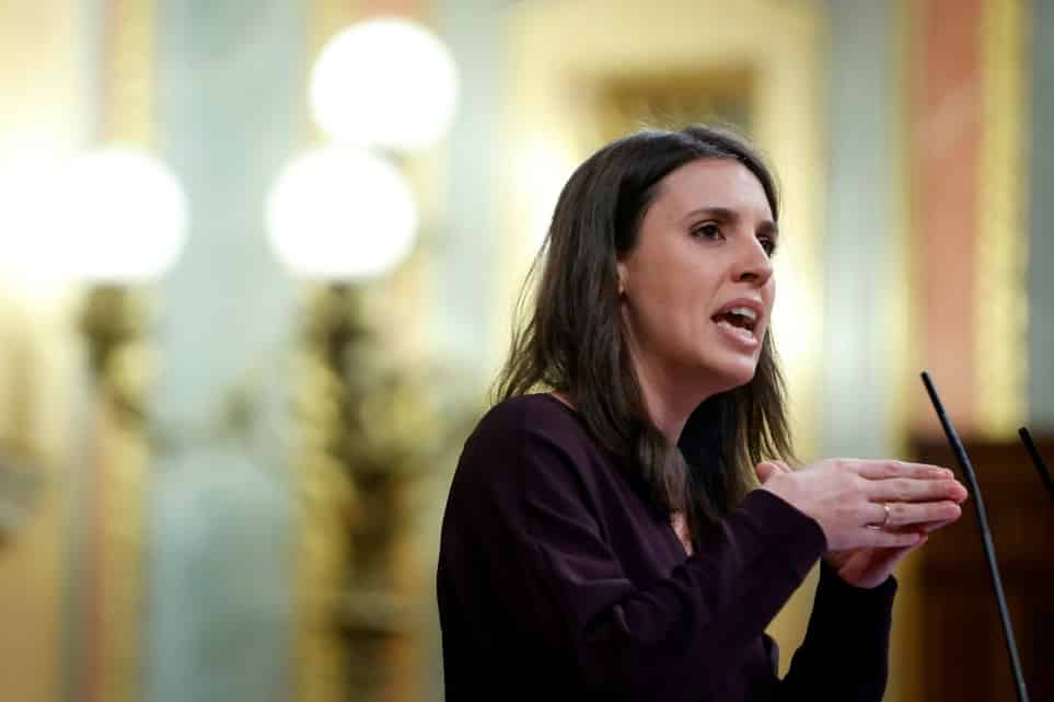 Irene Montero desmiente la ruptura con Iglesias: "Detesto a la cloaca que miente con descaro"