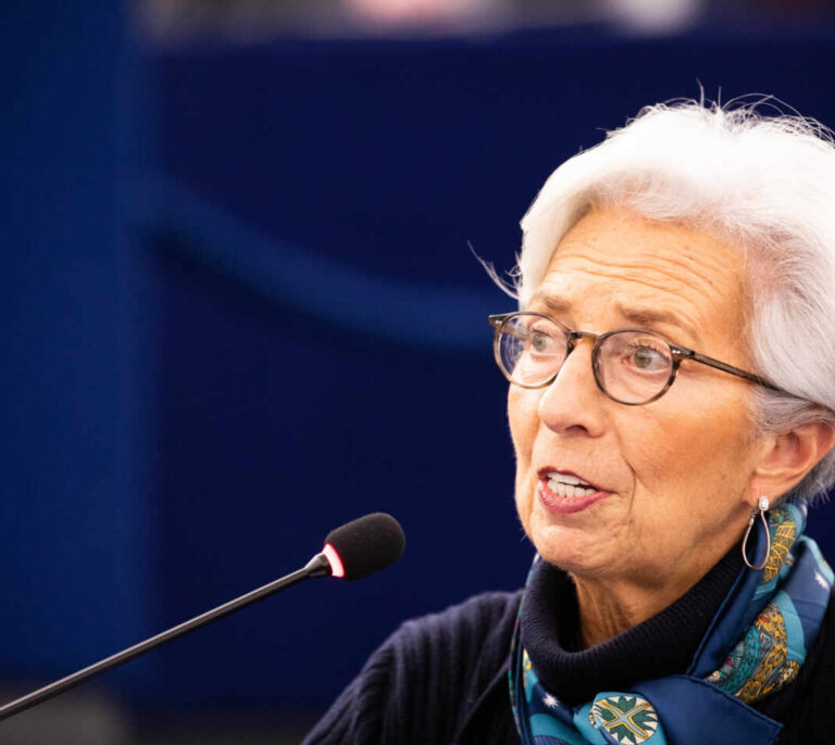 La misión imposible del BCE: contener la inflación con la deuda de los países del sur disparada