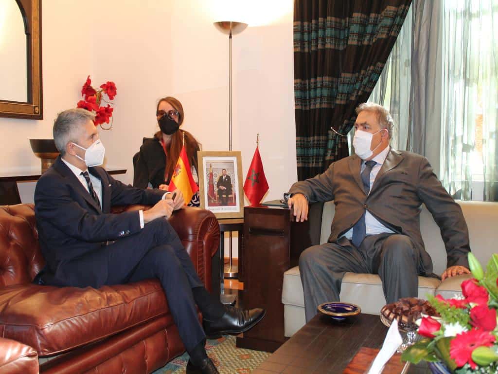 Grande-Marlaska y su homólogo marroquí, Abdelouafi Laftit, en un encuentro en Rabat el pasado mes de noviembre.