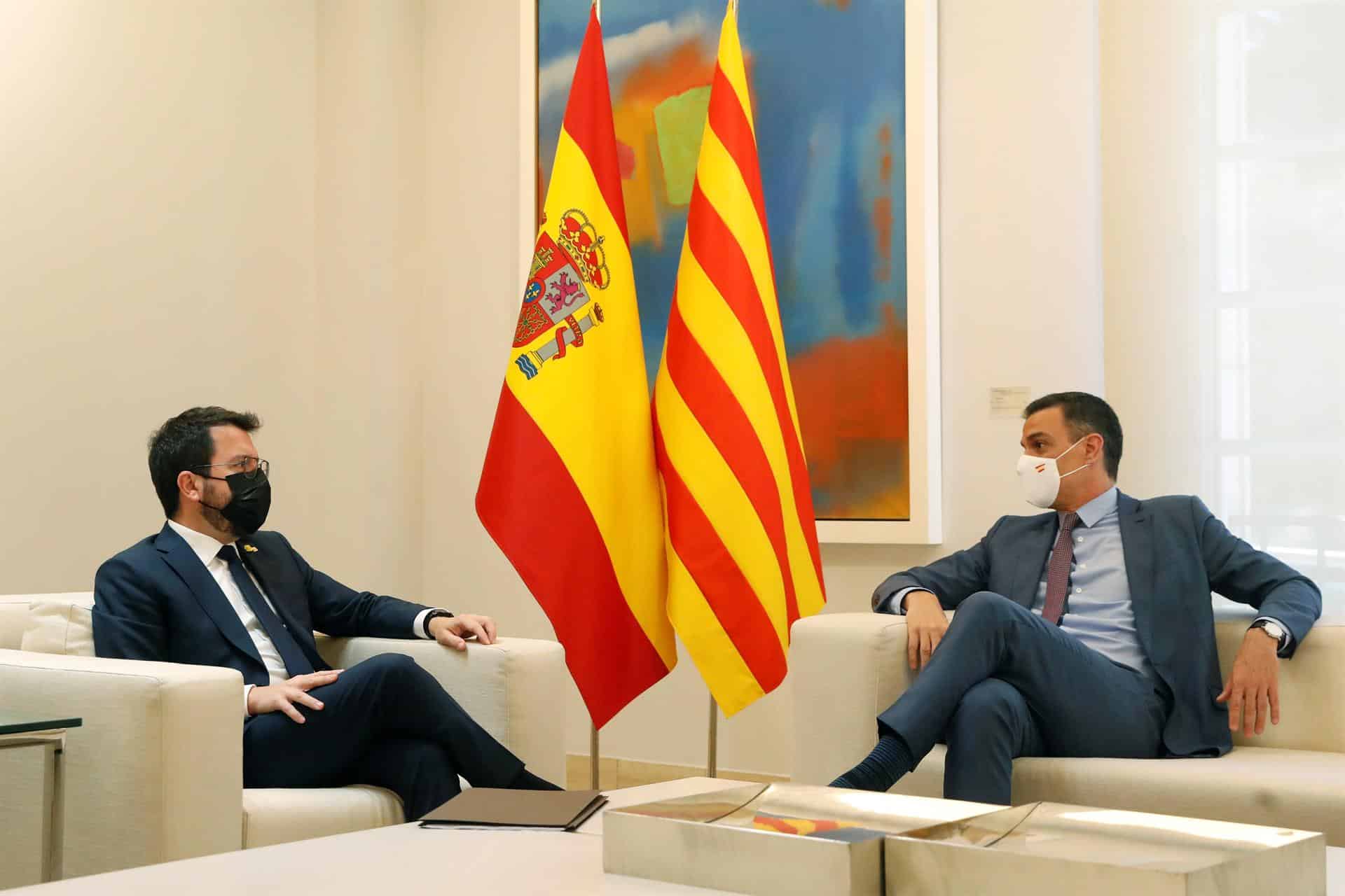 Reunión en Moncloa entre Pedro Sánchez y Pere Aragonès.