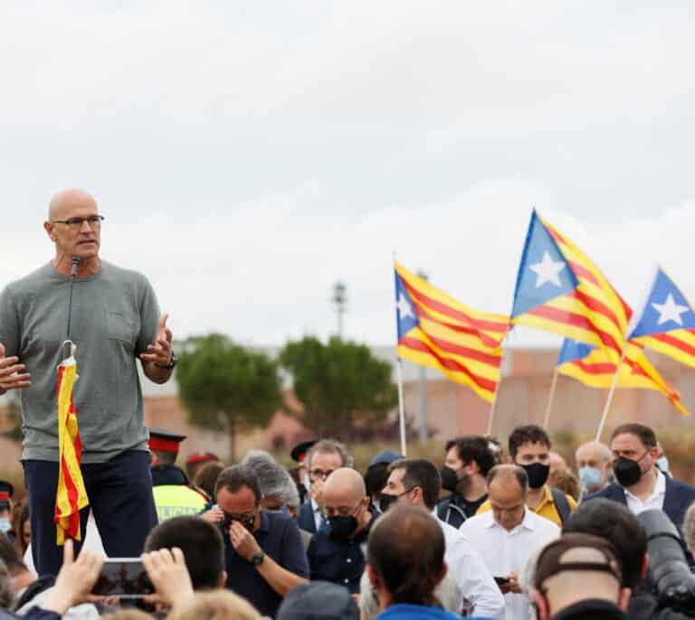 Raül Romeva dice al salir de la cárcel que la independencia es "irreversible"