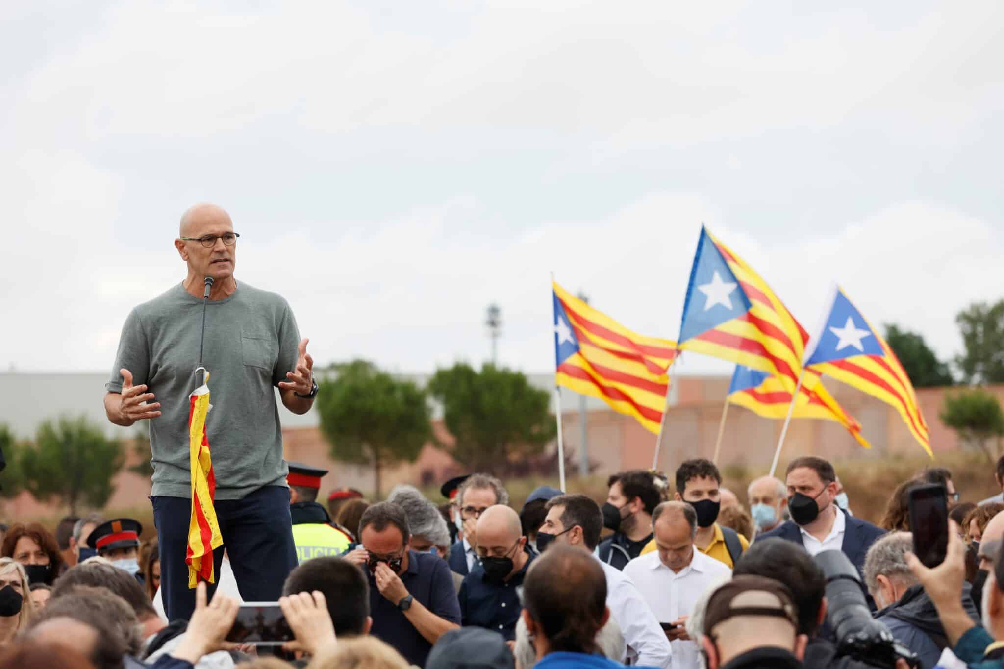 Raúl Romeva, tras salir de la cárcel.