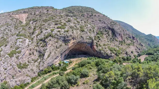 Linya, la mujer que habitó en la  Cova Gran (Lleida) hace 14.000 años
