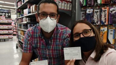 La española que se vacunó en un Walmart para abrazar a su familia este verano