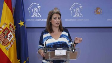 Adriana Lastra tacha de "populista" el pacto de PP y Vox para reducir diputados en Madrid