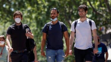 Cataluña abre la vacunación a jóvenes de 16 a 29 años, sin franjas de edad