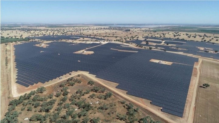 Planta de energía solar en España propiedad de Solarpack
