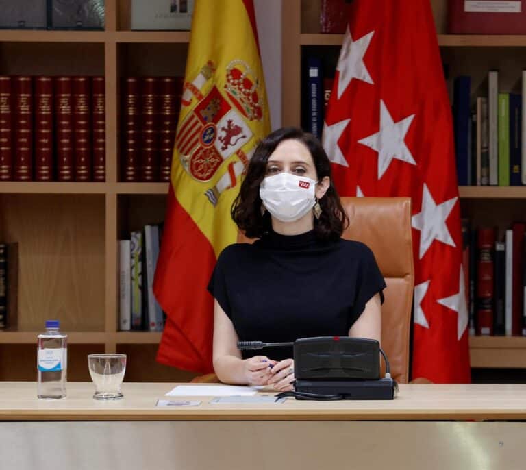 El Corte Inglés, Santander y Acciona se suman a la campaña de vacunación en Madrid