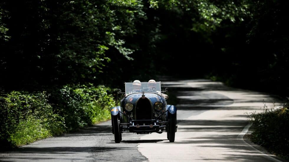 Bugatti T40 de 1929 durante la Mille Miglia (Italia).