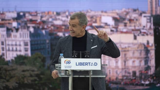El futuro de Toni Cantó tras el desplante de Isabel Díaz Ayuso Fotografía de archivo. El ex dirigente de Ciudadanos, Toni Cantó, en un acto de campaña de Ayuso.