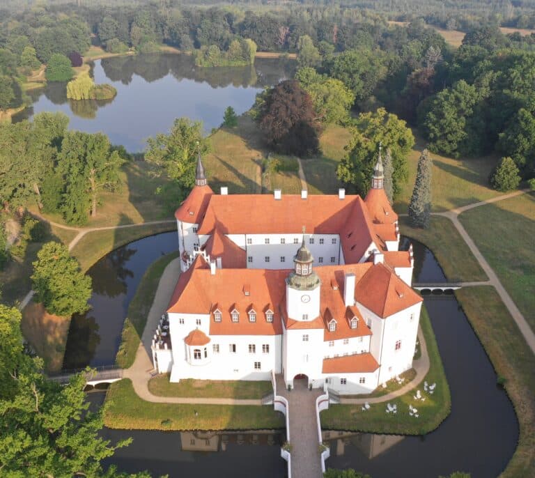 Los nueve palacios y castillos más espectaculares a la venta en toda Europa