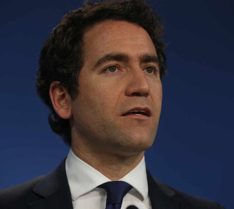 García Egea respalda a Ayuso como presidenta del PP de Madrid: "Tiene mi total apoyo"