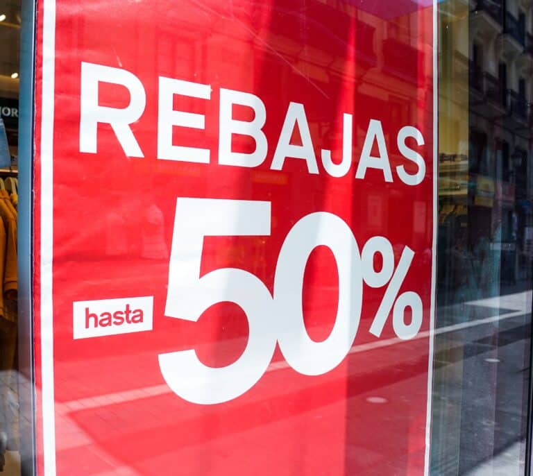 Las rebajas y las vacaciones impulsarán un 20% los nuevos contratos en verano