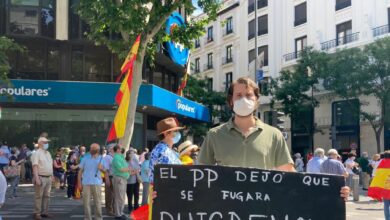 Incidente en Génova con manifestantes que boicoteaban el discurso de Pablo Casado