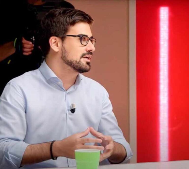 El club de la izquierda huérfana