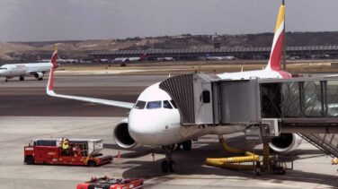 Las aerolíneas se preparan para un verano a medio gas