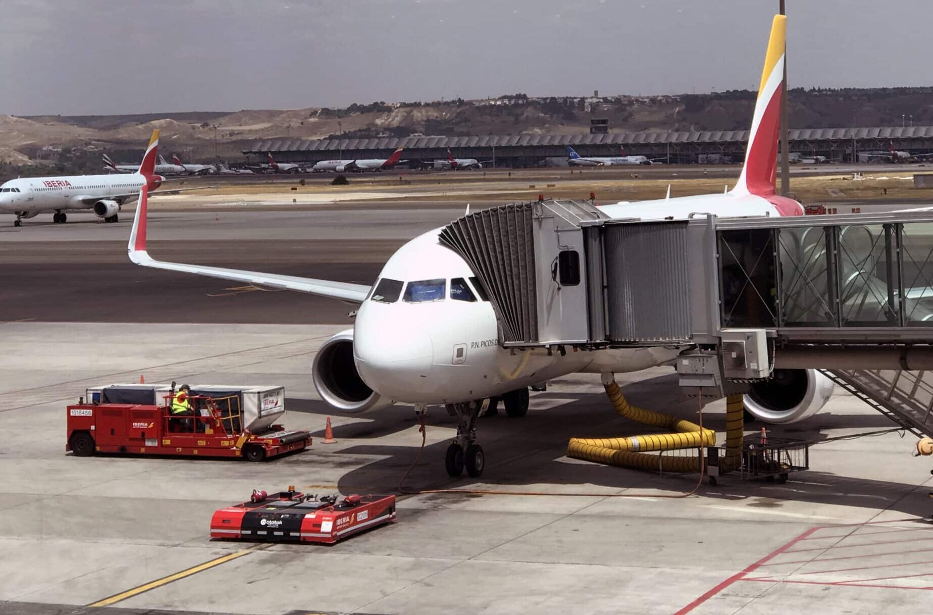 Imagen de un avión de Iberia en las pistas de Barajas.