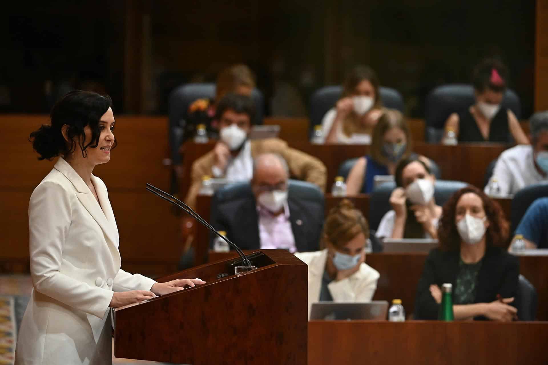 Isabel Díaz Ayuso expone su programa de gobierno en el debate de investidura.