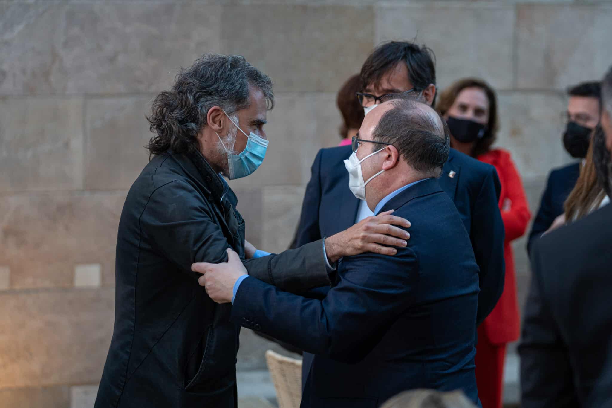 Jordi Cuixart, junto a Miquel Iceta y Salvador Illa en la investidura de Pere Aragonès.